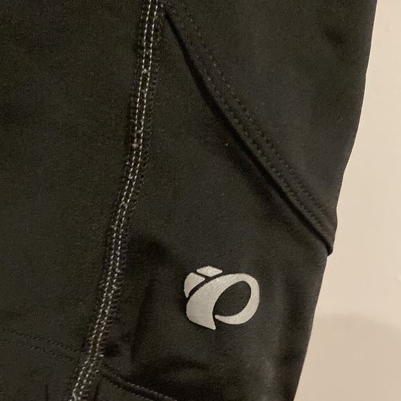 2/$30 🖤 Pearl Izumi Sugar bike shorts 🖤 medium - Picture 3 of 12